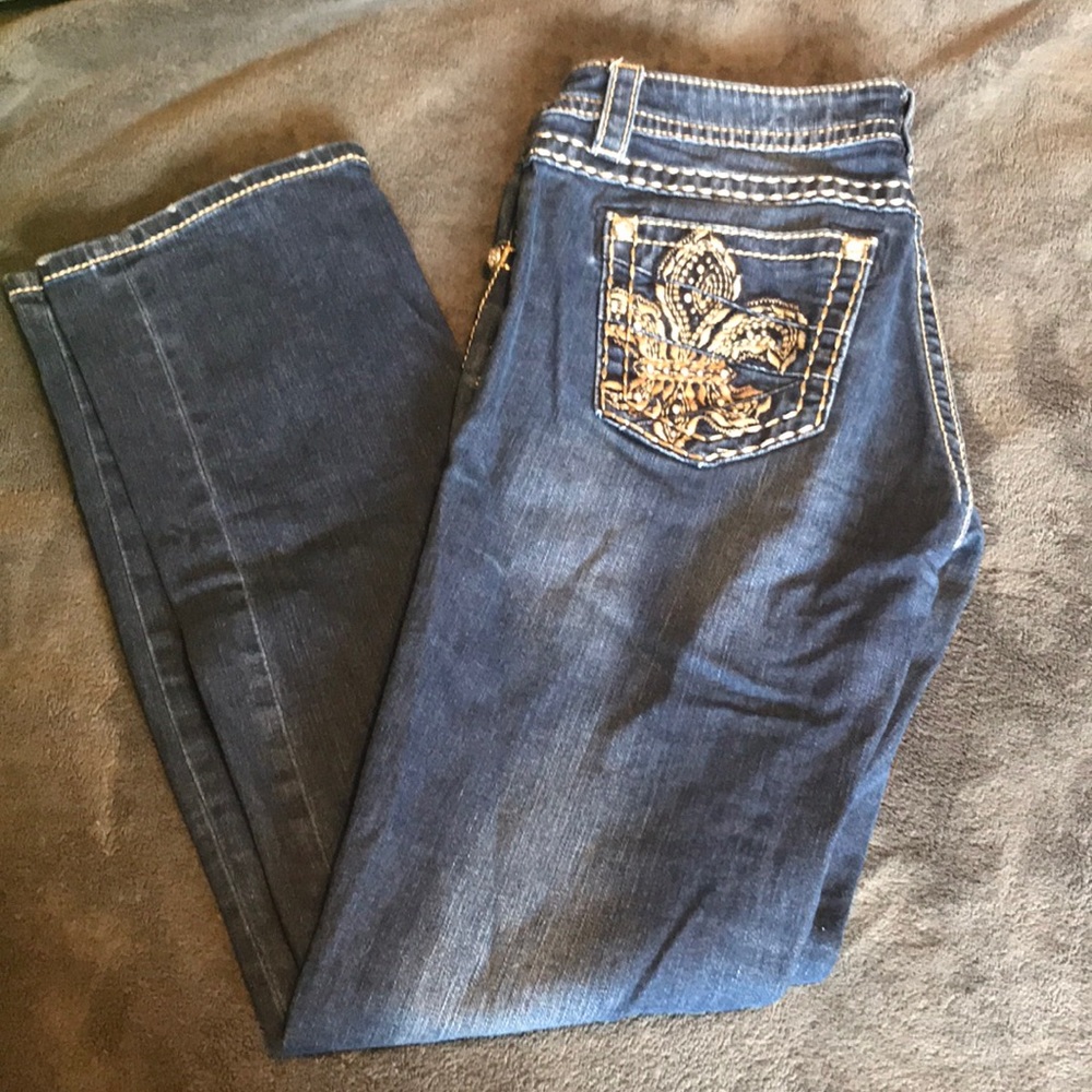 LIKE NEW Miss Me Jeans